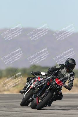 media/Oct-13-2025-Moto Forza (Mon) [[a66d839500]]/4-C Group/Session 3 (Turn 16)/